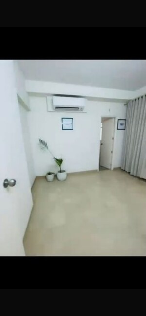 Team Area in 4 BHK Apartment at SARE Petioles, Sector 92 – for Sale