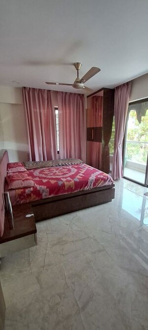 Room in 3 BHK Apartment at Ashok Nagar – for Rent