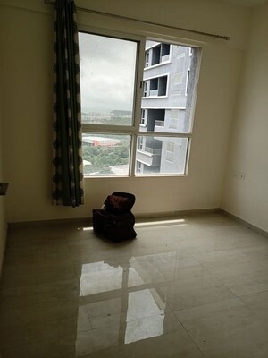 Room in 2 BHK Apartment at Mittal High Mont, Hinjewadi – for Rent