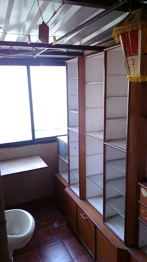 Furnished Amenities in 2 BHK Apartment at Mittal Silver Crescent, Kharadi – for Rent