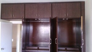 Furnished Amenities in 2 BHK Apartment at Mittal Silver Crescent, Kharadi – for Rent