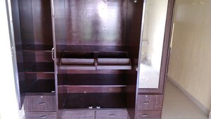 Furnished Amenities in 2 BHK Apartment at Mittal Silver Crescent, Kharadi – for Rent