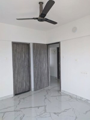 Room in 2 BHK Apartment at Suvan Shades, Mundhwa – for Rent