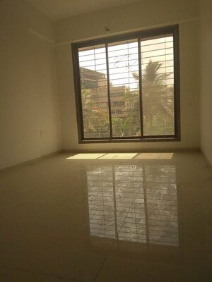 Room in 2 BHK Apartment at Chandak Cornerstone, Worli – for Sale