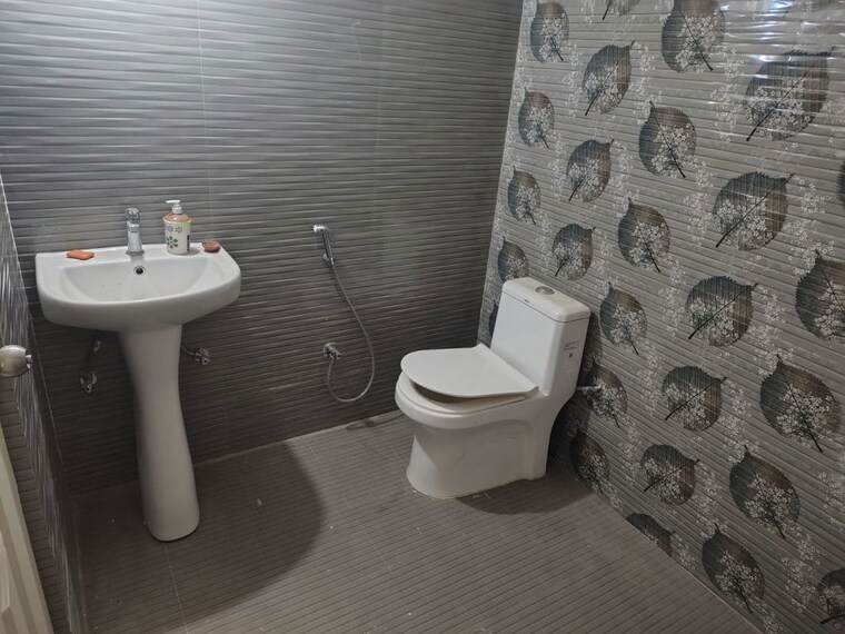 Bathroom, mayfair-villas 2 Bedroom 1355 Sq.Ft. Apartment In Faizabad Road Lucknow 10652810