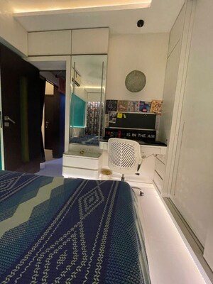 2 BHK Apartment For Rent in RNA Royale Park, Kandivali West