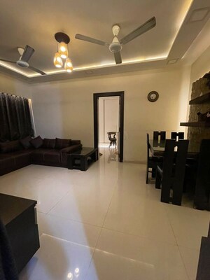 Team Area in 2 BHK Apartment at RNA Royale Park, Kandivali West – for Rent