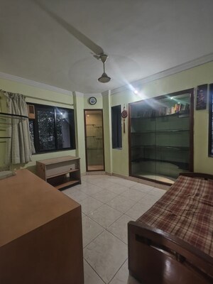 Bedroom in 3.5 BHK Apartment at Seawoods – for Rent