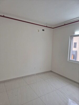 Room in 4 BHK Apartment at Brigade Enclave, Erragadda – for Sale