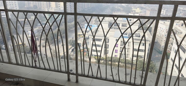 Balcony, gaur-city-2-14th-avenue 3 Bedroom 1300 Sq.Ft. Apartment In Sector 16c Greater Noida Greater Noida 10652842