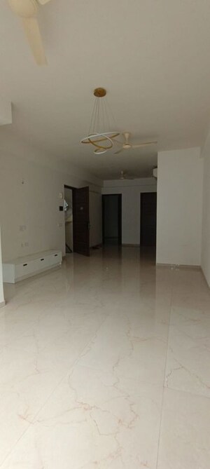 Room in 3.5 BHK Apartment at M3M Soulitude, Sector 89 – for Rent