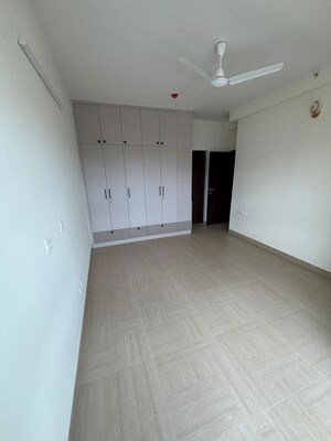 Room in 2 BHK Apartment at Karle Vario Homes, Hebbal – for Rent
