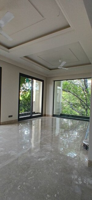 3 BHK Builder Floor For Rent in Defence Colony