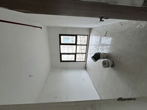 Room in 3 BHK Apartment at Sheth Auris Serenity Tower 3, Malad West – for Rent