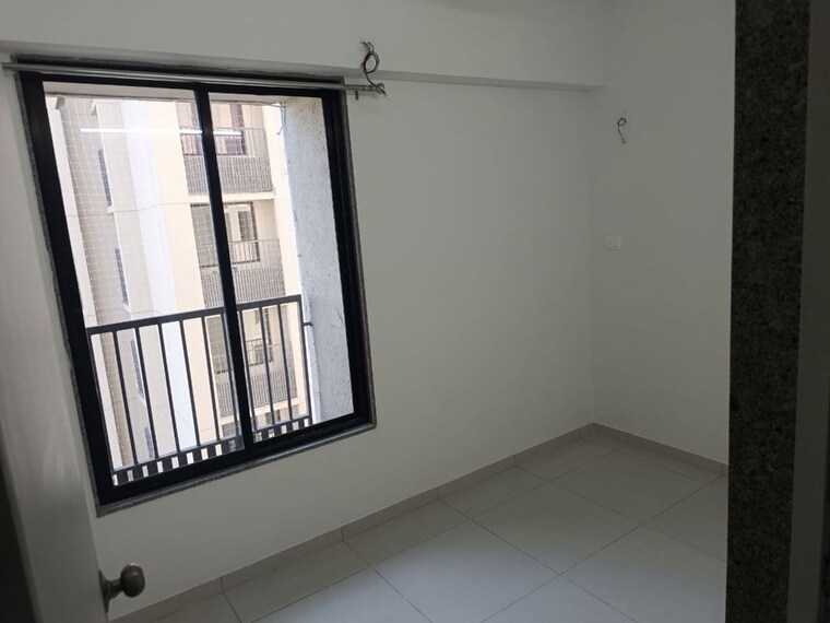 Room, sun-rising-homes 1.5 Bedroom 450 Sq.Ft. Apartment In Jagatpur Ahmedabad 10652677