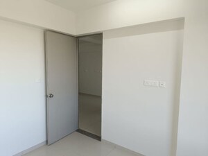 Room in 1.5 BHK Apartment at Sun Rising Homes, Jagatpur – for Rent