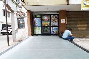 Parking in  Shop at Sola – for Sale