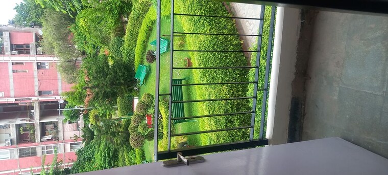 Garden, ip extension 2 Bedroom 1000 Sq.Ft. Apartment In Ip Extension Delhi 10652925