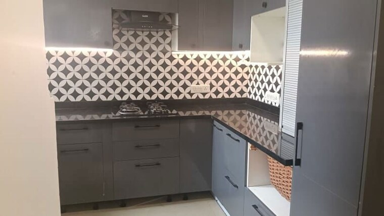 Kitchen, paras-tierea 3.5 Bedroom 1265 Sq.Ft. Apartment In Sector 137 Noida 10652931