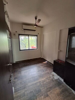 Bedroom in 1 BHK Apartment at Chembur – for Sale