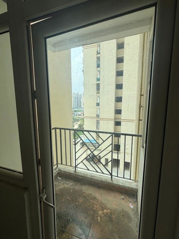 Balcony, raj nagar 3 Bedroom 1110 Sq.Ft. Apartment In Raj Nagar Ghaziabad 10652958