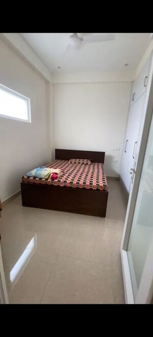 1 BHK Builder Floor For Rent in Sector 54