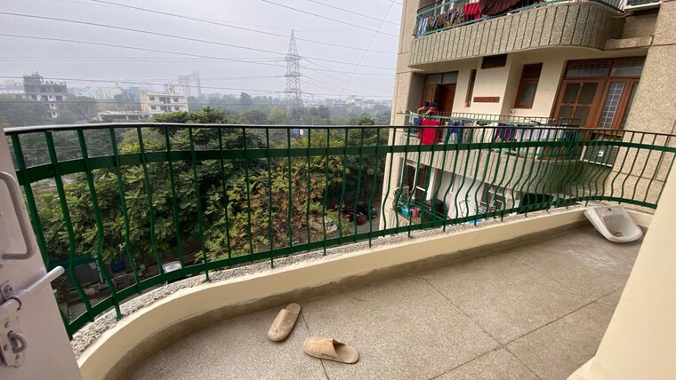Balcony, awho-devinder-vihar 2 Bedroom 850 Sq.Ft. Apartment In Sector 56 Gurgaon 10652975