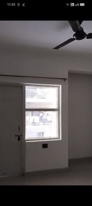 Room in 3 BHK Apartment at Adore Happy Homes, Sector 86 – for Rent