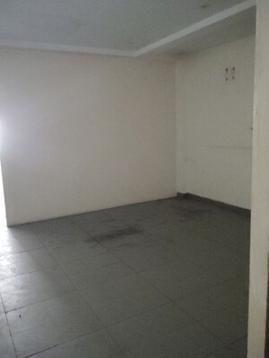 Room in  Showroom at Royal Complex Khurram Nagar, Khurram Nagar – for Rent