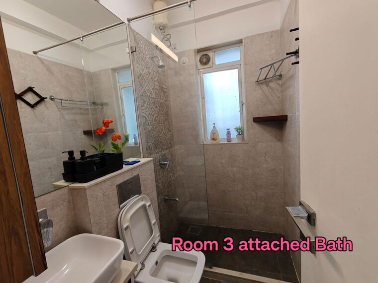 Bathroom, eskay-itus-apartment 3 Bedroom 1000 Sq.Ft. Apartment In Andheri West Mumbai 10653053
