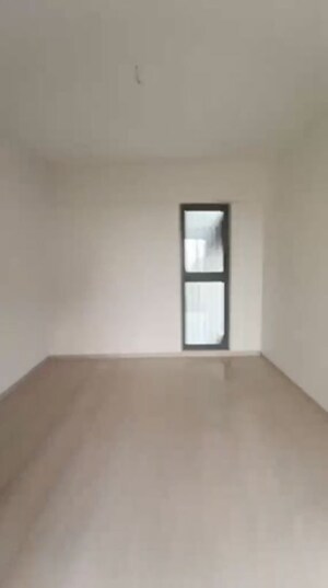 Bedroom in 2.5 BHK Apartment at Wadala – for Rent