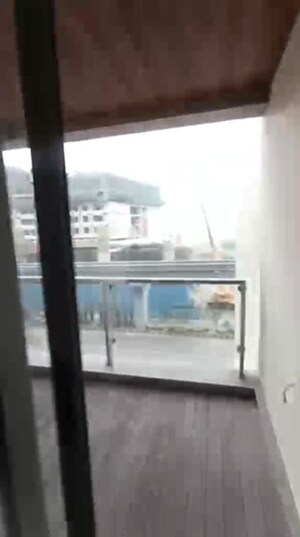 Balcony in 2.5 BHK Apartment at Wadala – for Rent