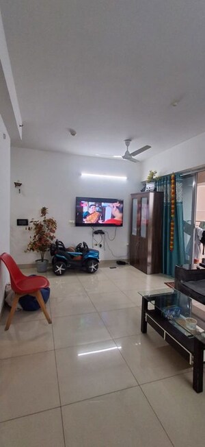Living Room in 2 BHK Apartment at Amanora Neo Towers, Hadapsar – for Rent