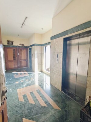 Building Lobby in 4 BHK Apartment at Meera Tower, Andheri West – for Sale