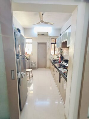 Building Lobby in 4 BHK Apartment at Meera Tower, Andheri West – for Sale