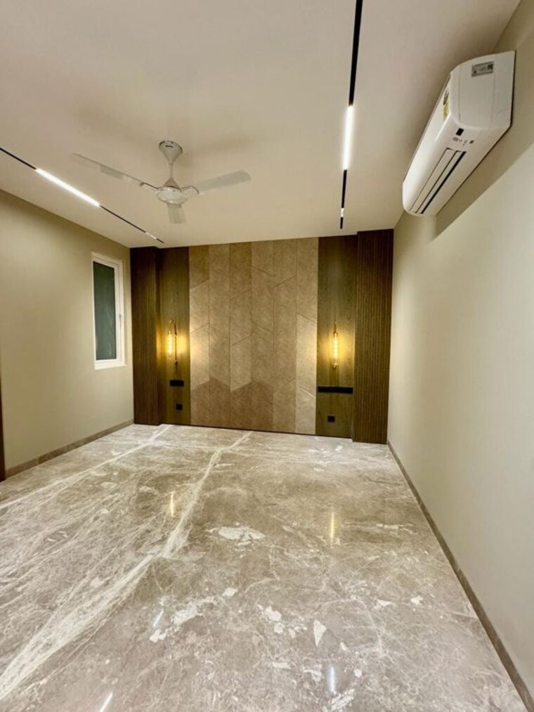 Room, dlf phase i 4 Bedroom 4500 Sq.Ft. Builder Floor In Dlf Phase I Gurgaon 10653103