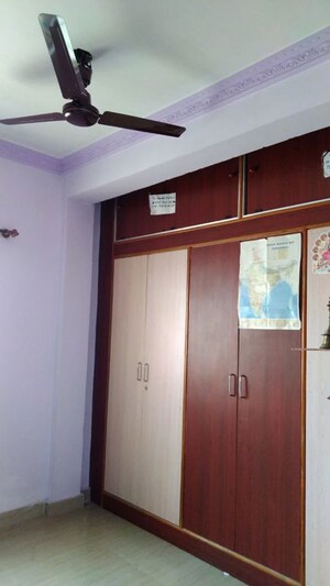 Room in 3 BHK Apartment at Platinum Enclave III, Jalahalli West – for Rent