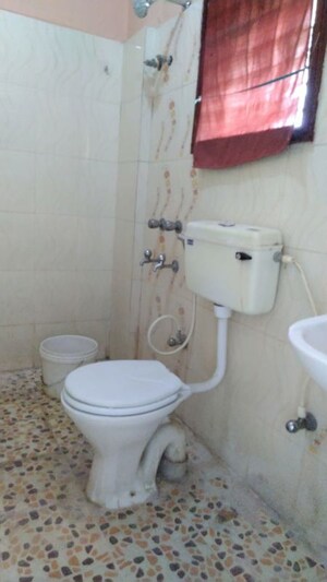Bathroom in 3 BHK Apartment at Platinum Enclave III, Jalahalli West – for Rent