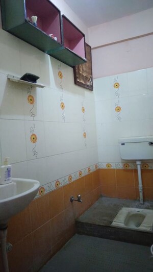 Bathroom in 3 BHK Apartment at Platinum Enclave III, Jalahalli West – for Rent