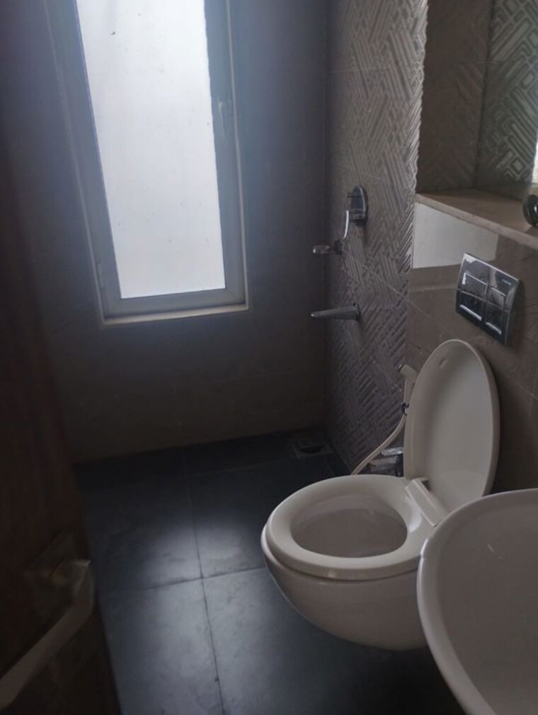 Bathroom, omkar-alta-monte 4 Bedroom 3918 Sq.Ft. Apartment In Malad East Mumbai 10653094