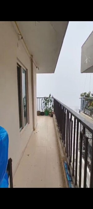  Apartment For Sale in Windsor Paradise 2, Raj Nagar Extension