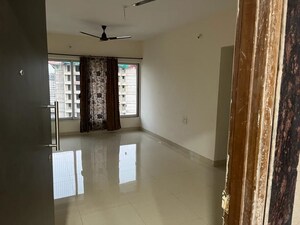 Room in 1 BHK Apartment at Tilak Indrayani, Tilak Nagar – for Rent