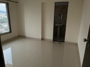 Room in 1 BHK Apartment at Tilak Indrayani, Tilak Nagar – for Rent