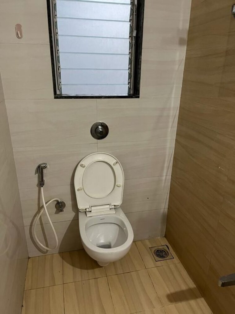 Bathroom, tilak-indrayani 1 Bedroom 515 Sq.Ft. Apartment In Tilak Nagar Mumbai 10653153