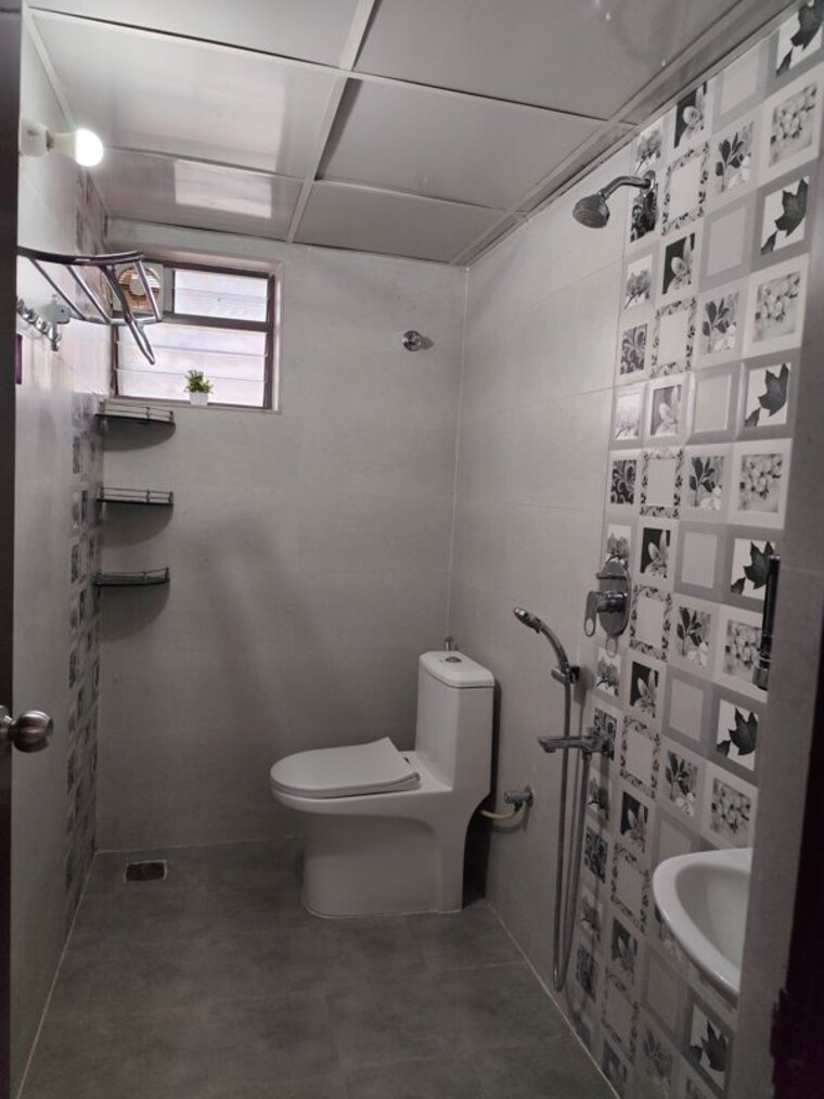 Bathroom, ds-max-starline 3 Bedroom 1414 Sq.Ft. Apartment In Electronic City Phase ii Bangalore 10653125