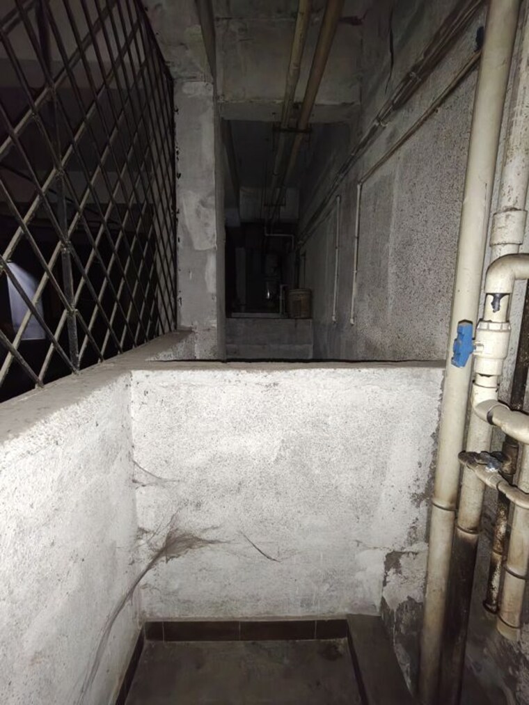 Balcony, vijay-orovia Commercial Office Space 333 Sq.Ft. In Ghodbunder Road Thane 10653133