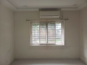 Room in 3 BHK Apartment at Creative Koven Udaya Cresent, Kondapur – for Rent