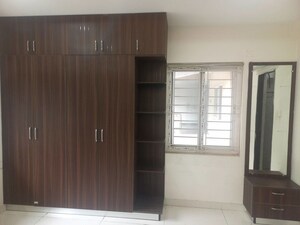 Room in 3 BHK Apartment at Creative Koven Udaya Cresent, Kondapur – for Rent