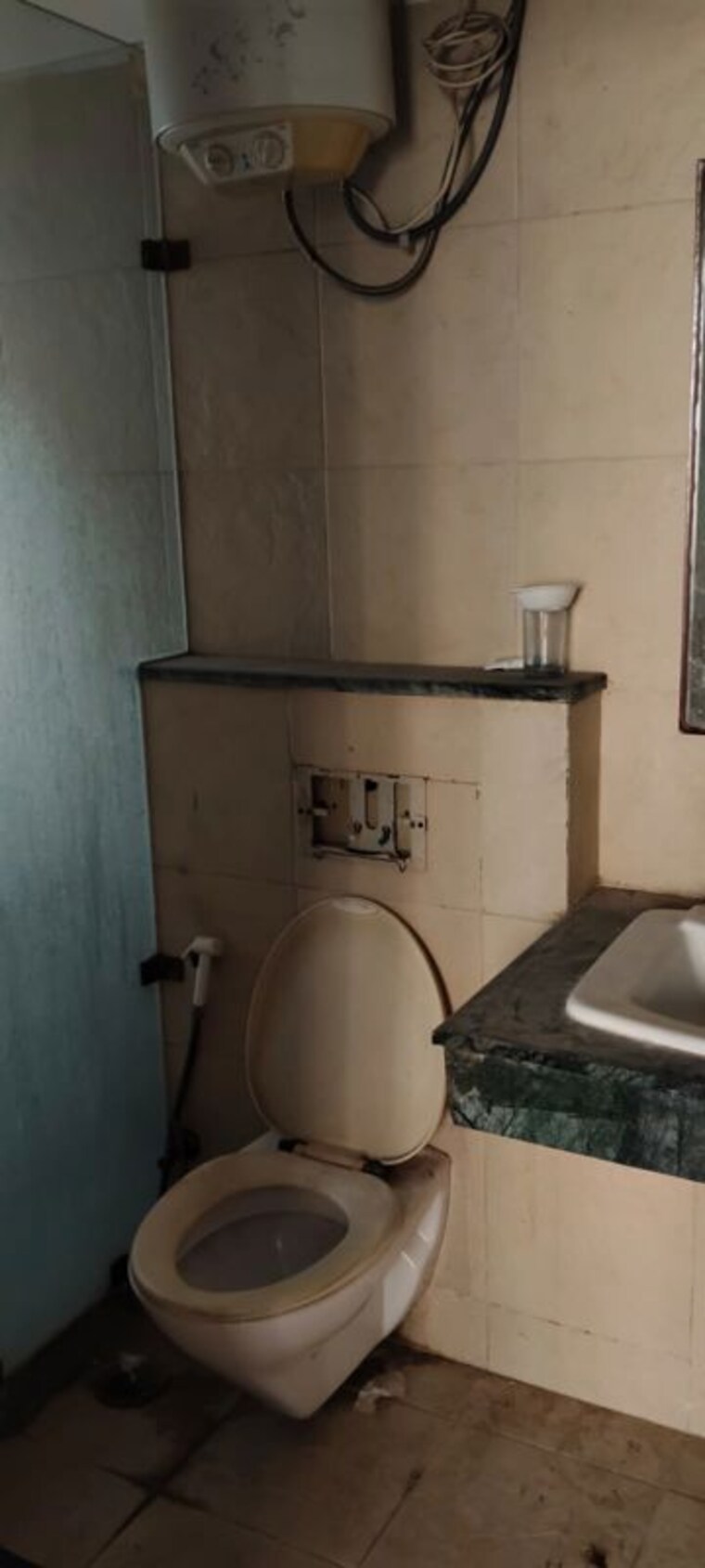 Bathroom, puri-pranayam 3 Bedroom 1857 Sq.Ft. Apartment In Sector 82 Faridabad 10653162