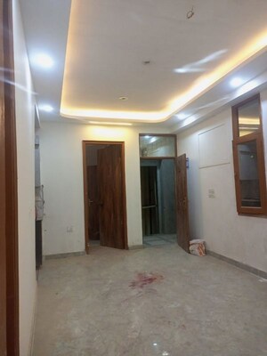 Room in  Builder Floor at Krishna Kunj Apartments Noida, Sector 73 – for Sale